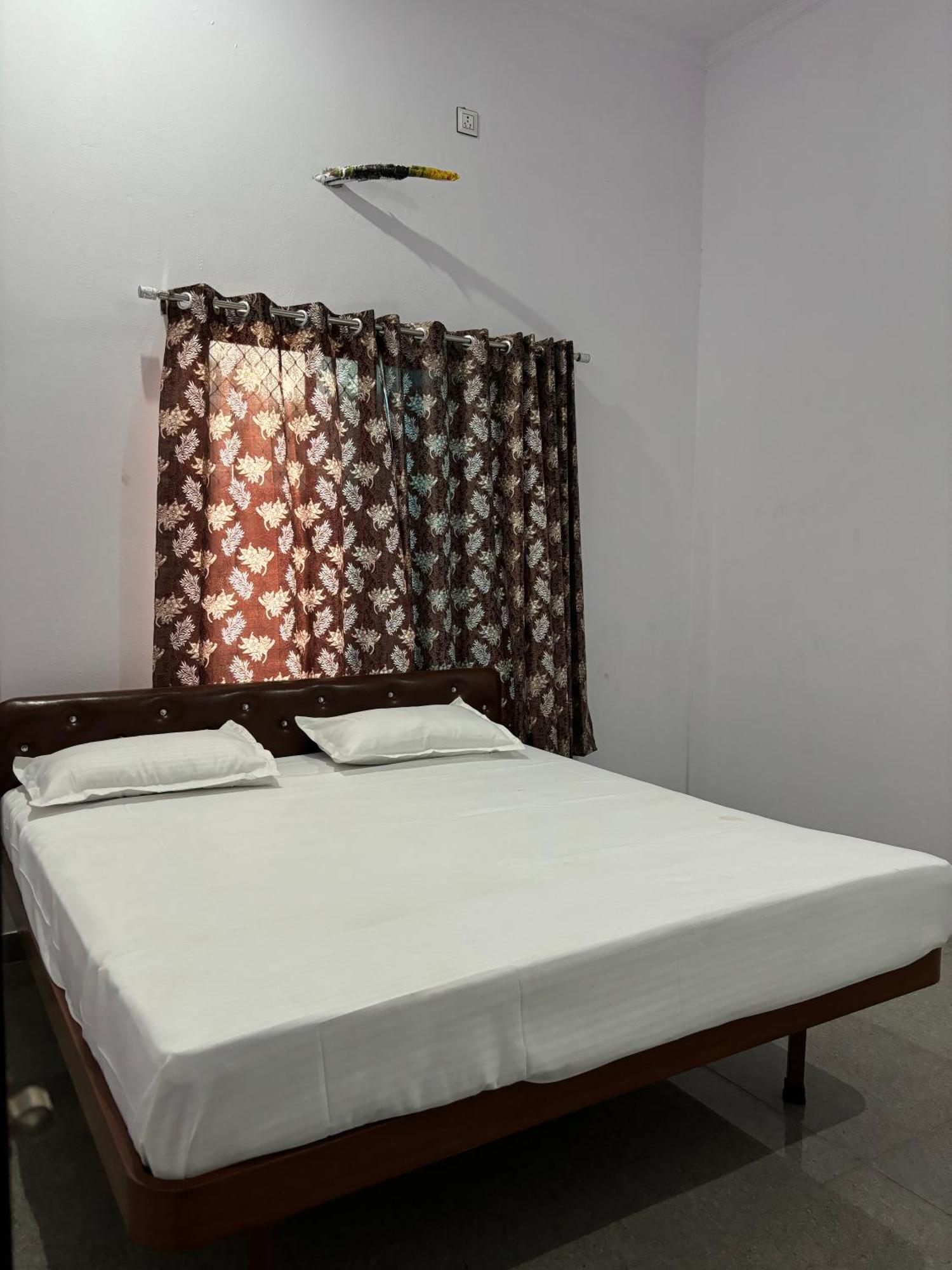 Hotel Raghunath Palace Khātu 外观 照片