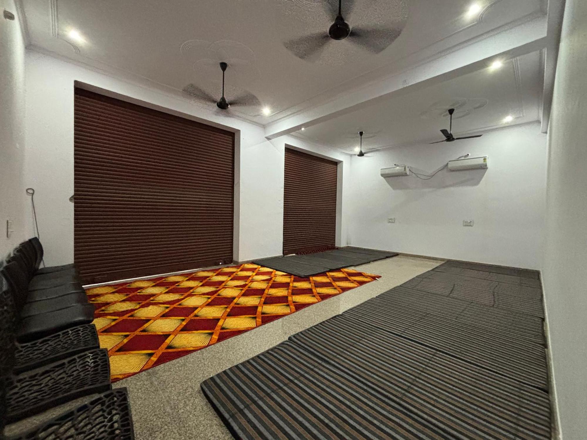 Hotel Raghunath Palace Khātu 外观 照片